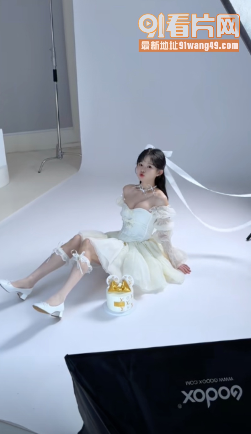 抖音女网红 江小帆帆 在...（3）