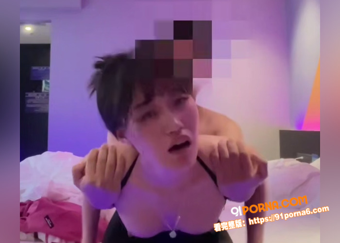 极品黑丝美人妻，背着老公...（6）