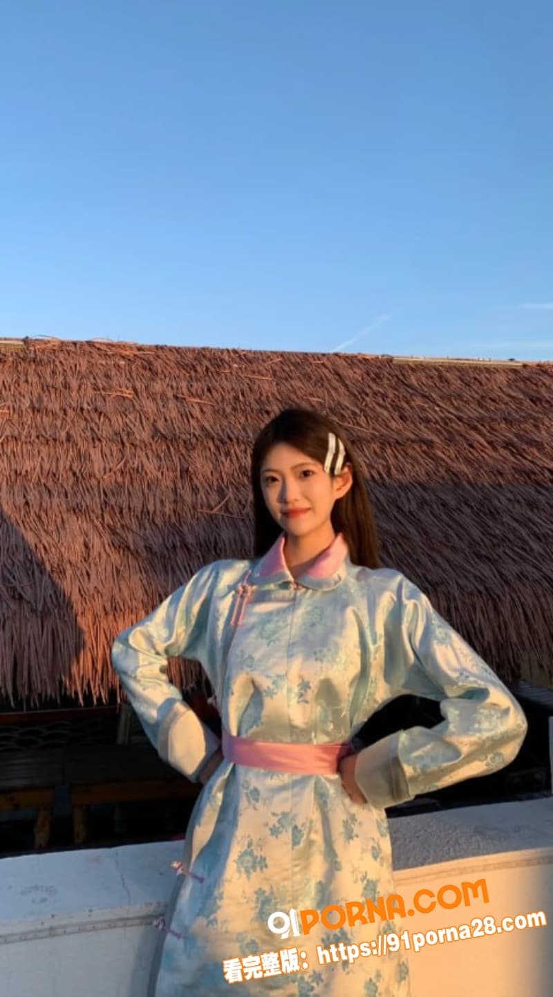 内蒙古极品女大学生自拍视...（1）