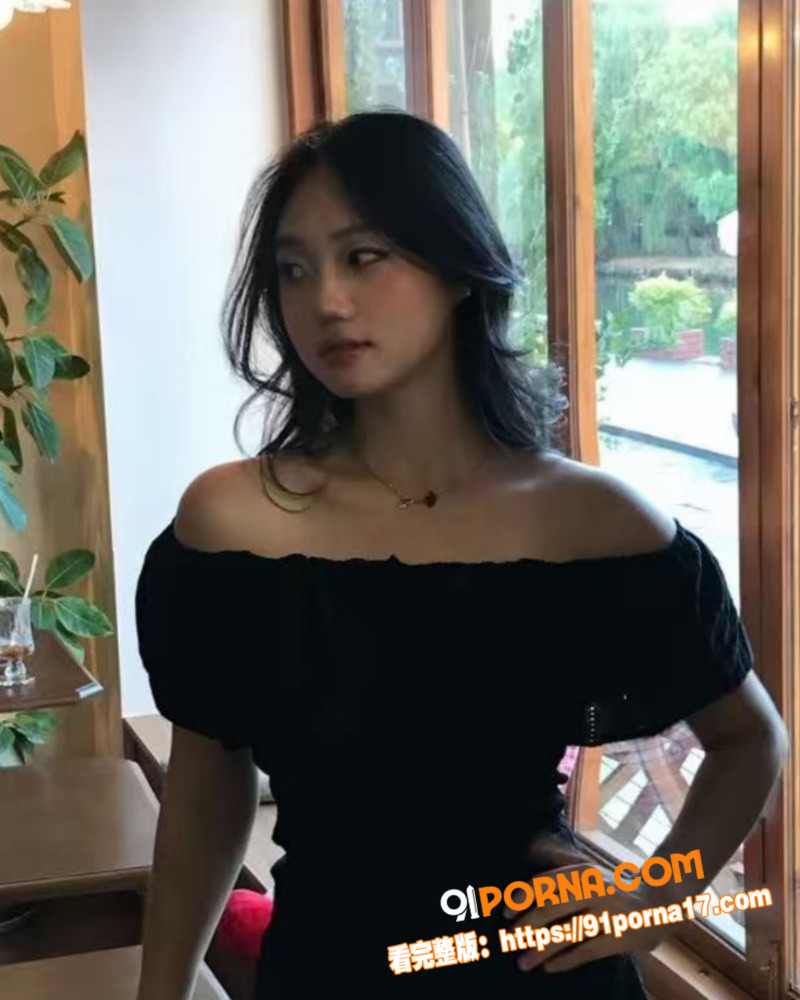 极品黑丝端庄少妇跟老公直...（3）