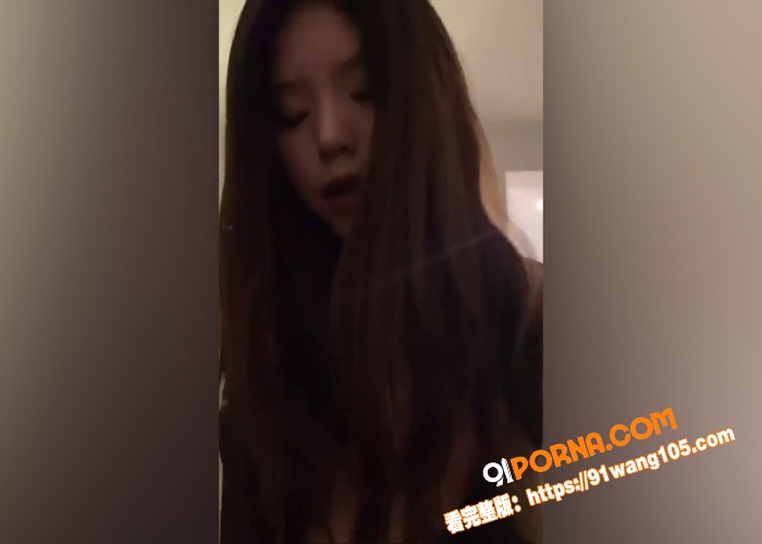 精神小妹喜欢女上位被各种...（1）