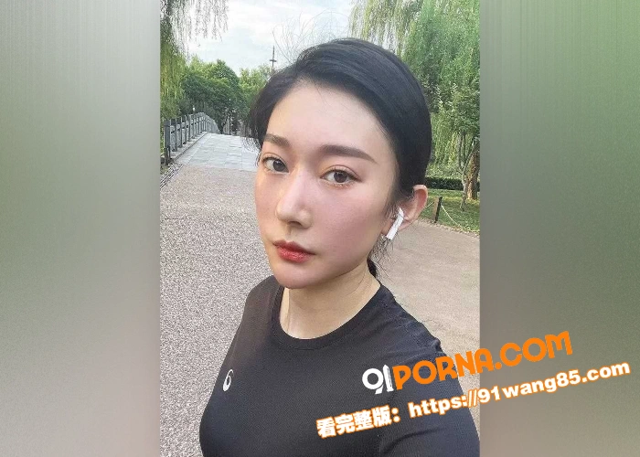 陕西美女汽车销售 张伊儿...（2）