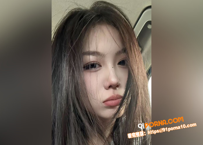 黑丝蕾丝纹身骚姐姐直播大...（1）