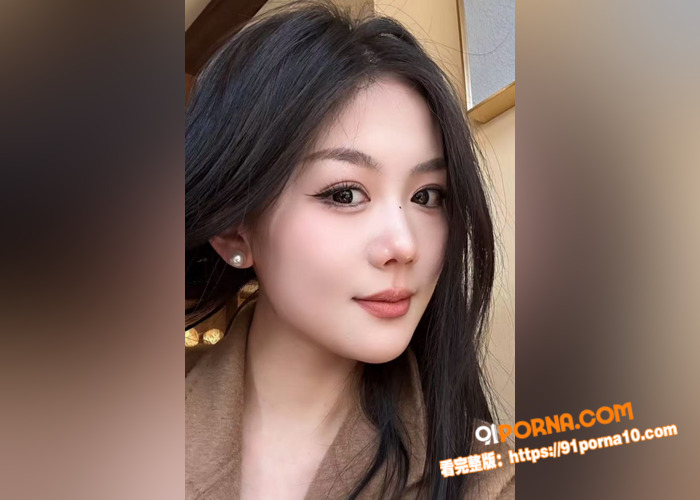 黑丝蕾丝纹身骚姐姐直播大...（4）