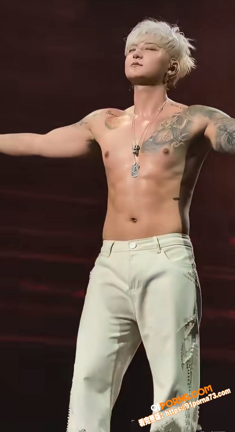 顶流男星 黄子韬 成都演...（5）
