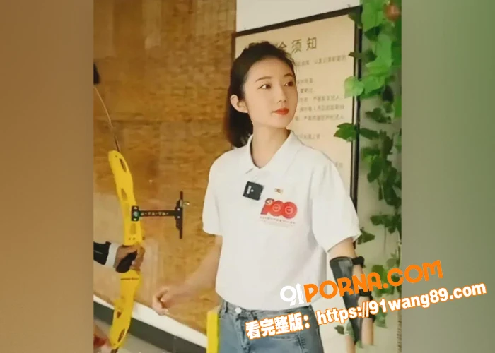 人妻女警 张津瑜 私底下...（3）