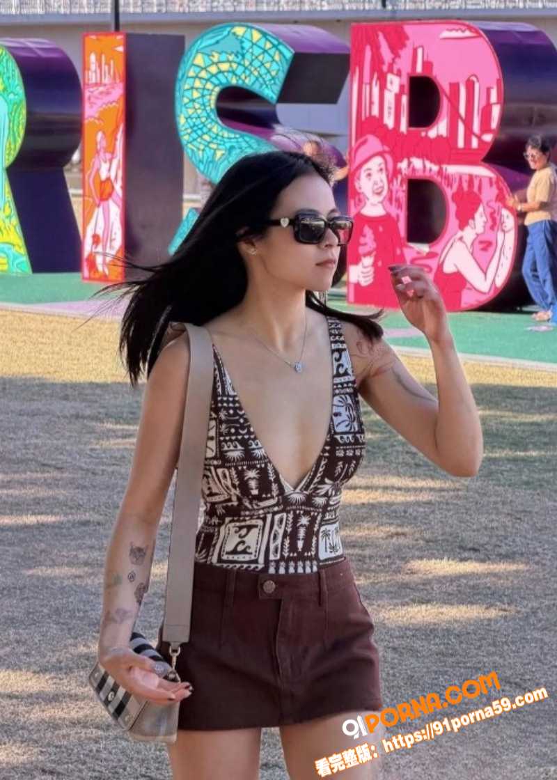 高颜值小网美Abbey露...（1）