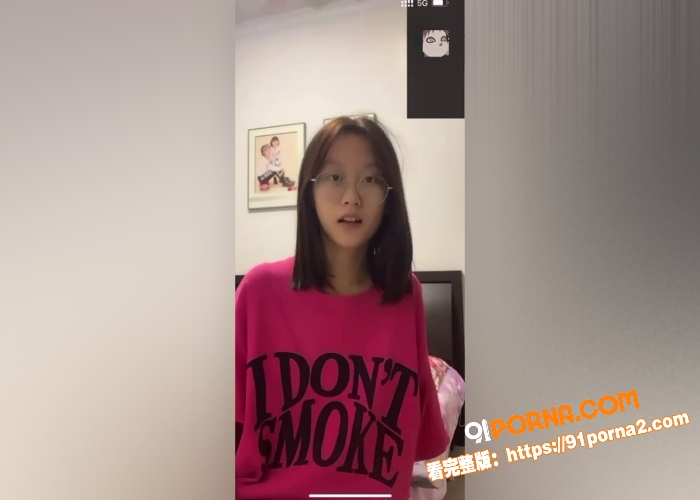 高颜值学生妹 李佳琦 被...（3）