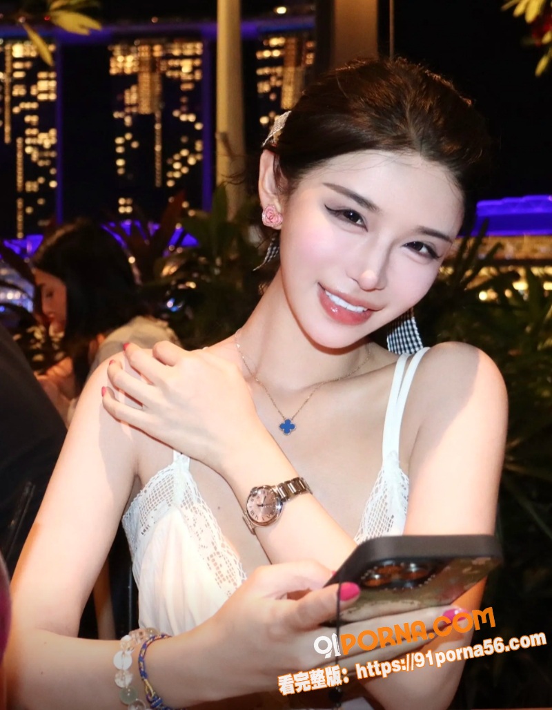 网易高颜值女网红 小恩雅...（1）