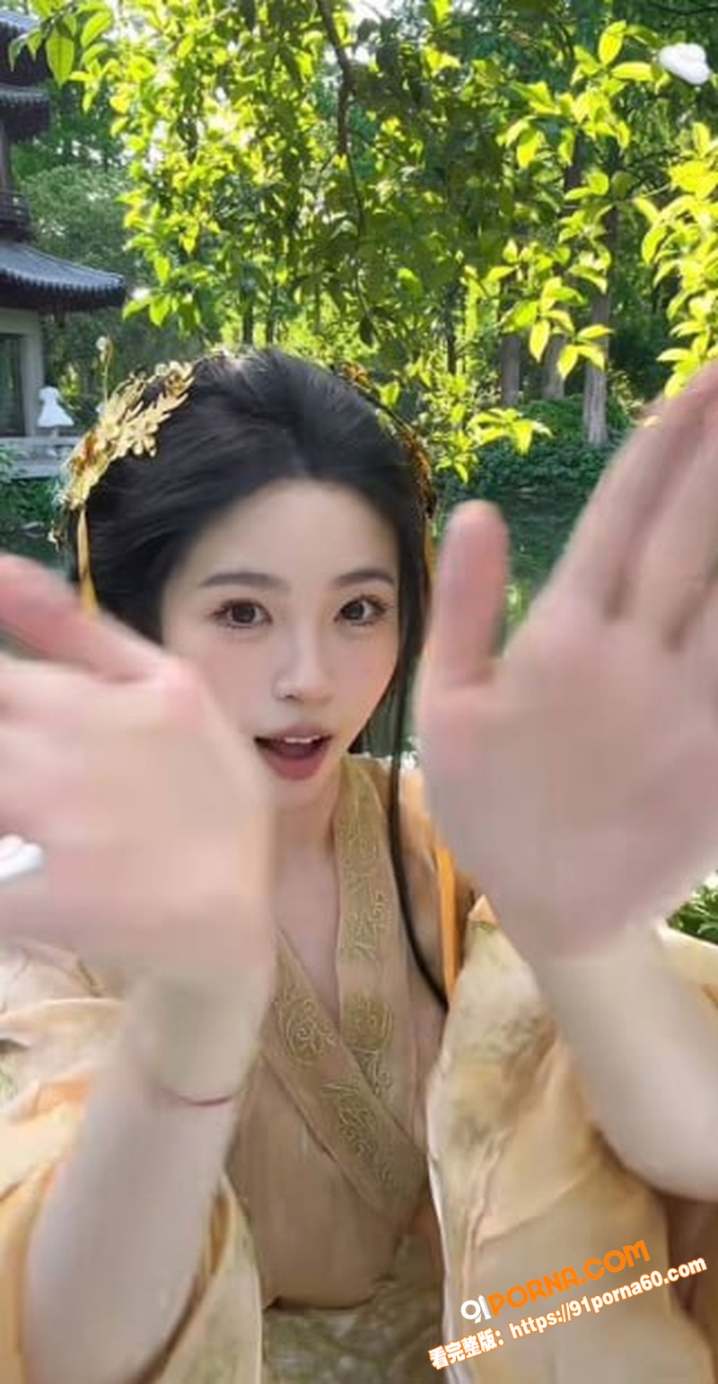 抖音500W粉丝 水冰月...（4）