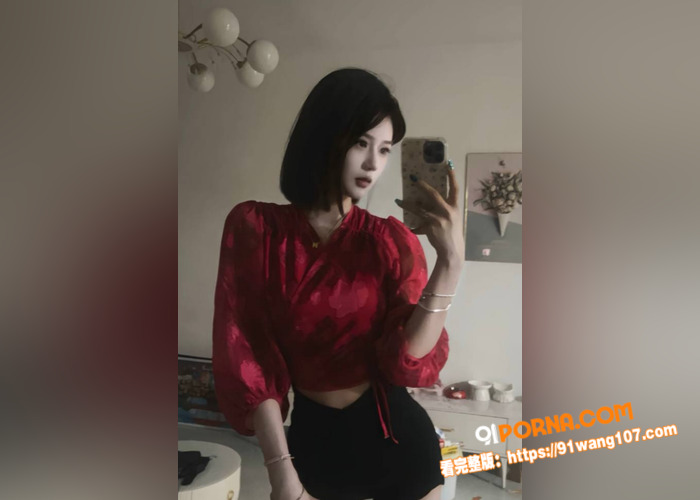 极品少妇 背着老公和家人...（1）