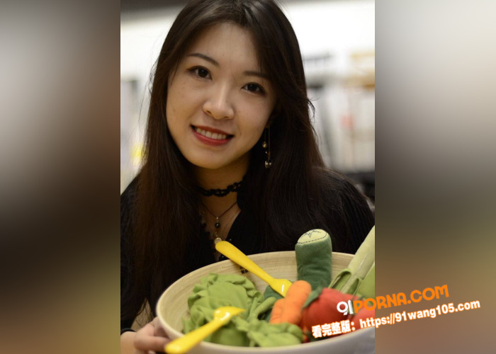 瓜友投稿 曾译萱为了钱每...（2）