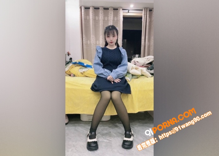 高颜值女大学生 初次下海...（2）