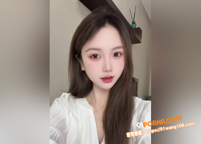 台湾羽毛球运动员 卢震 ...（1）