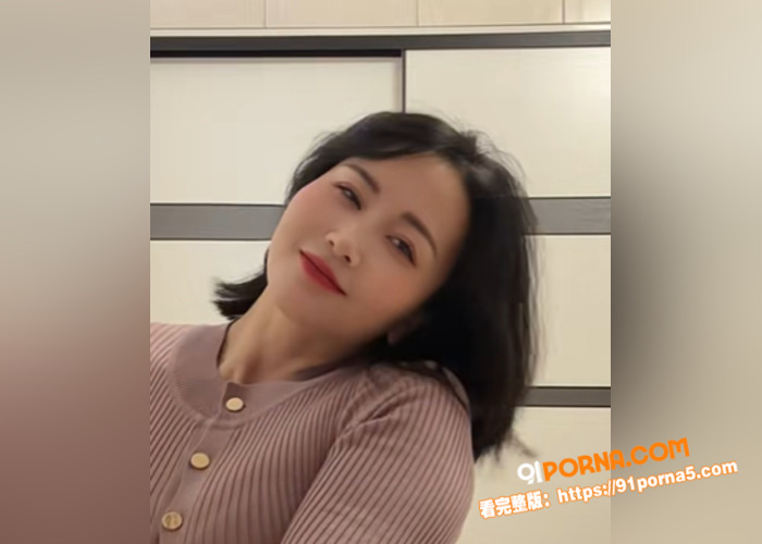 40熟女人妻和小伙走开房...（3）