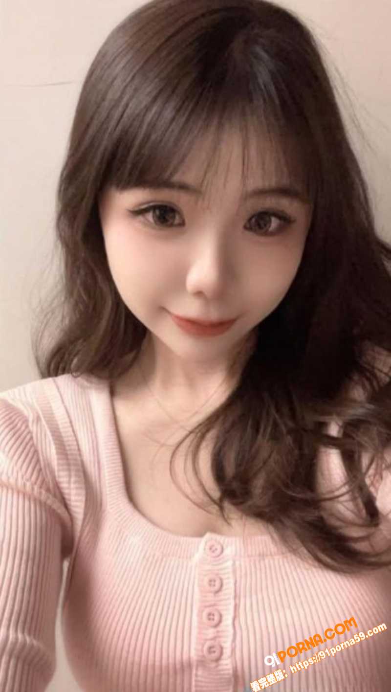 高颜值短发齐刘海小网美小...（2）