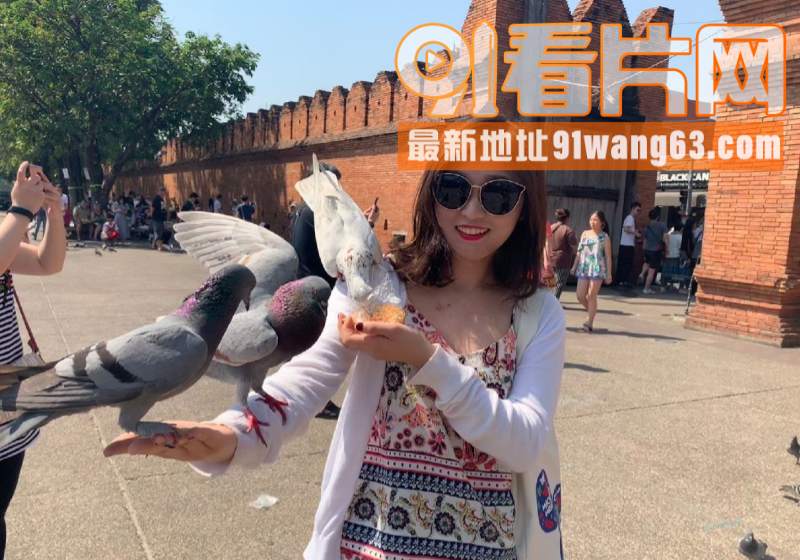 大二学妹毕业后 和男友洗...（8）