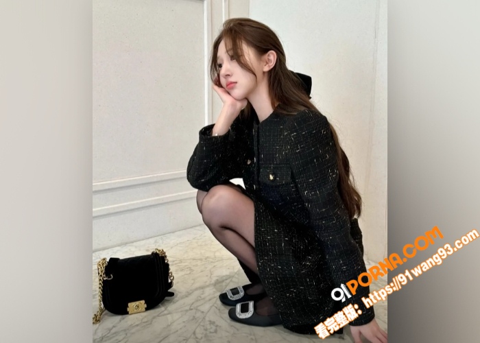 抖音高颜值御姐网红 小m...（4）