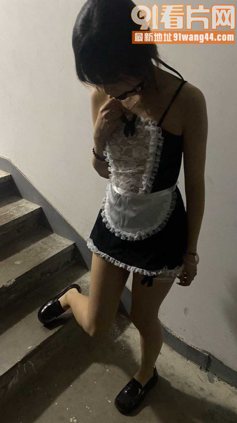 清纯反差小母狗：项上齿痕...（3）
