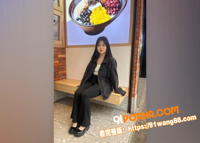 四川成都极品长腿女大学生...（2）