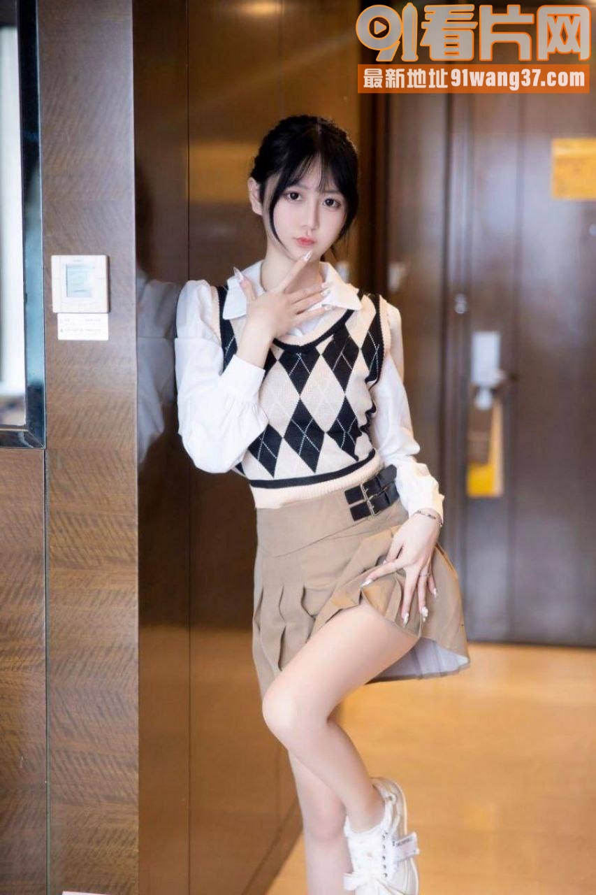 秀人网顶级女模特 谢小蒽...（1）
