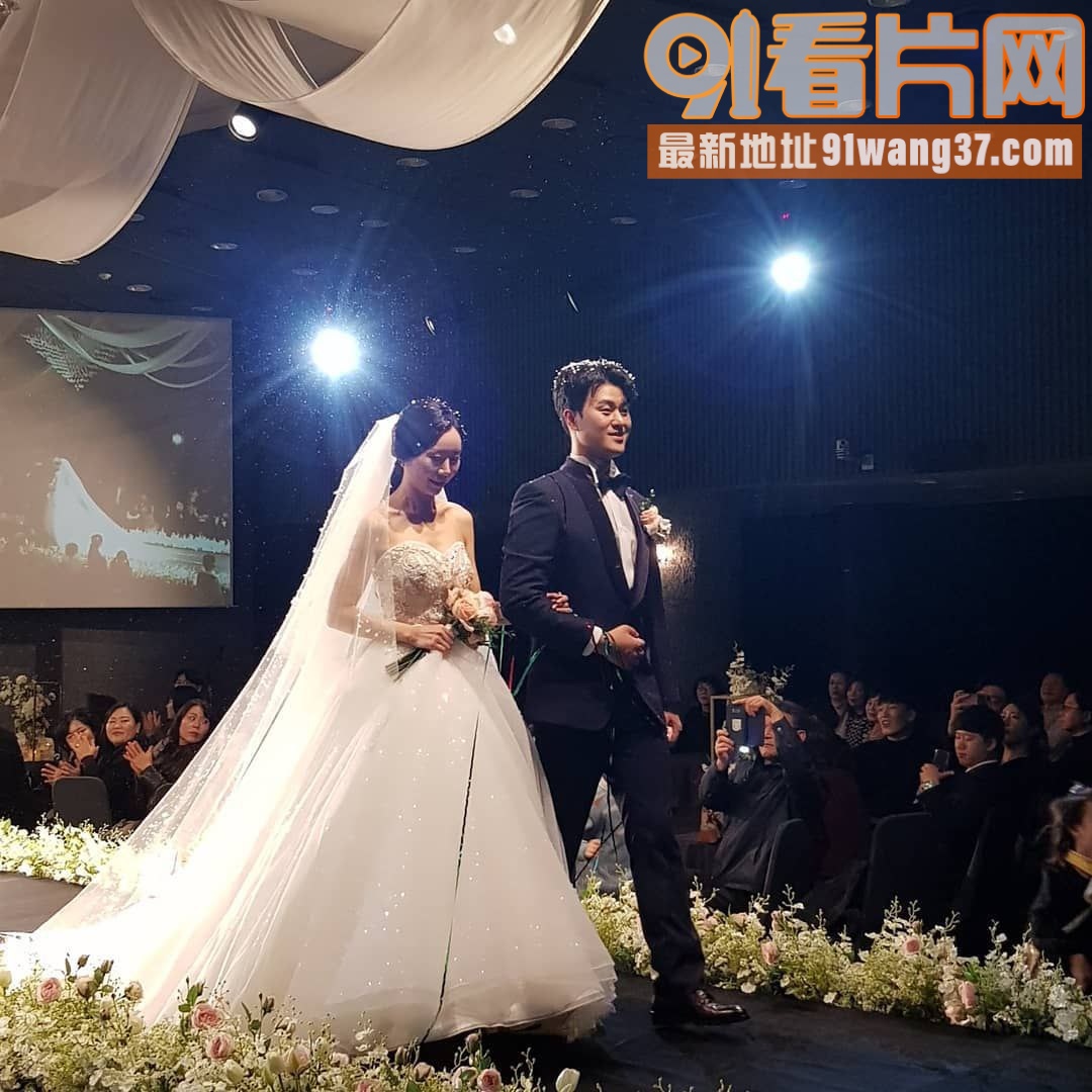 韩国高颜值反差人妻少妇 ...（2）
