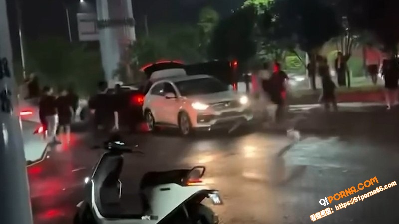 宁乡任福路百人战 两伙小...（6）